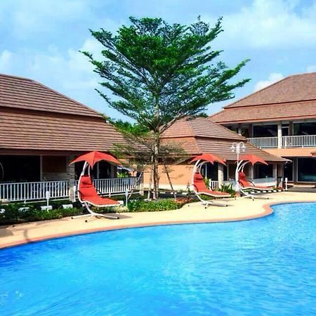Baan Dara Resort 사라 부리 외부 사진