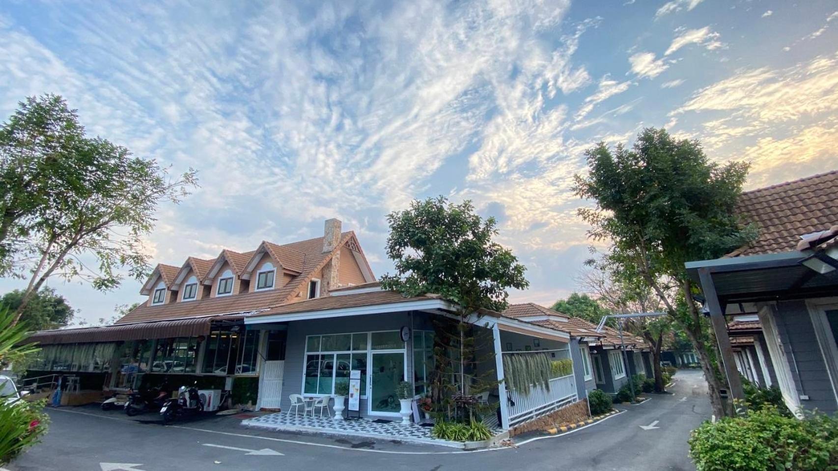 Baan Dara Resort 사라 부리 외부 사진