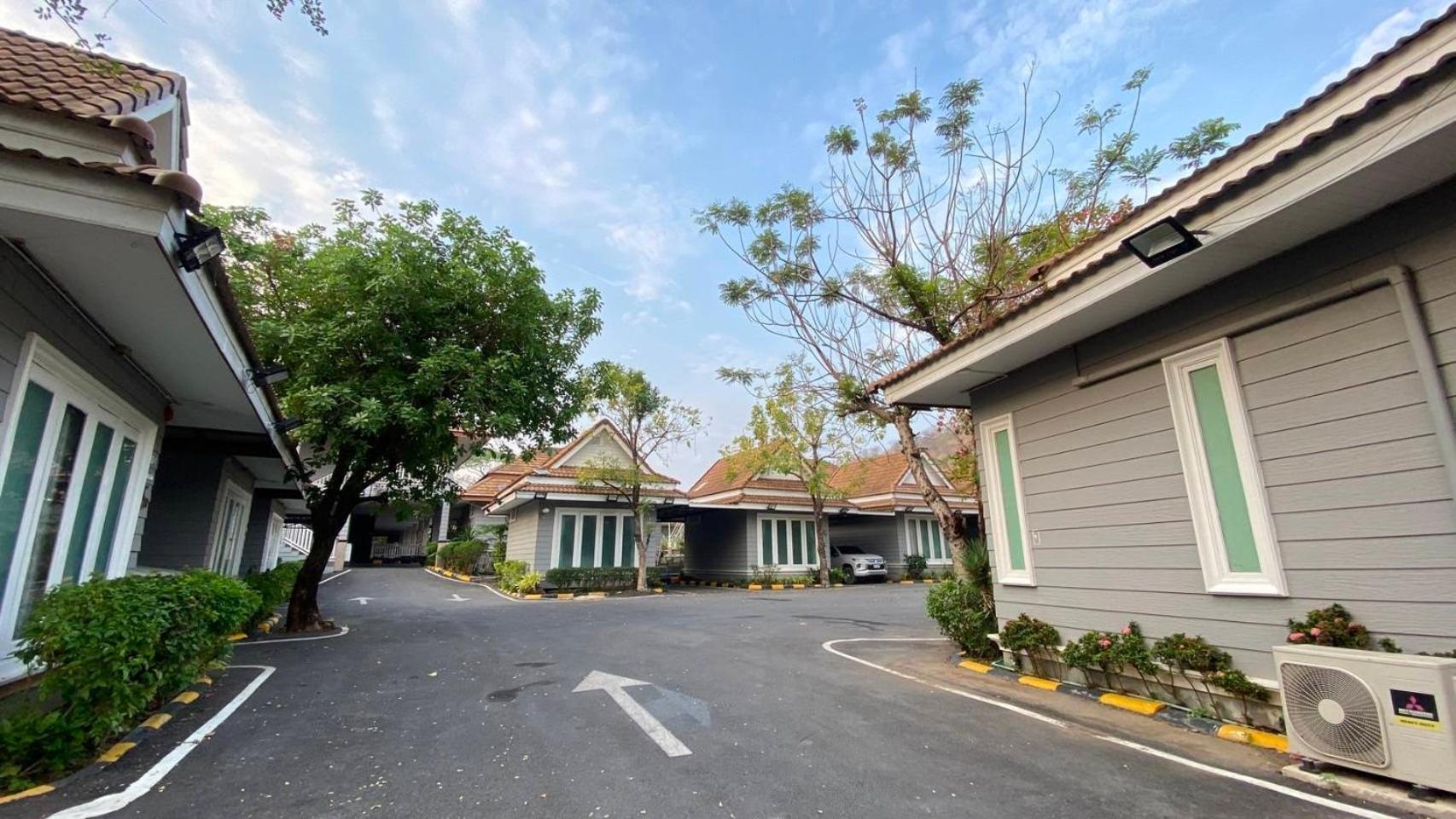 Baan Dara Resort 사라 부리 외부 사진